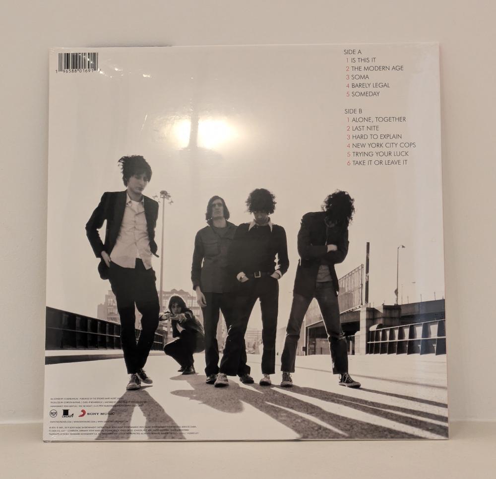 The Strokes  - Is This It - Edition limitée Vinyle - Transparent Red  - Tracklisting